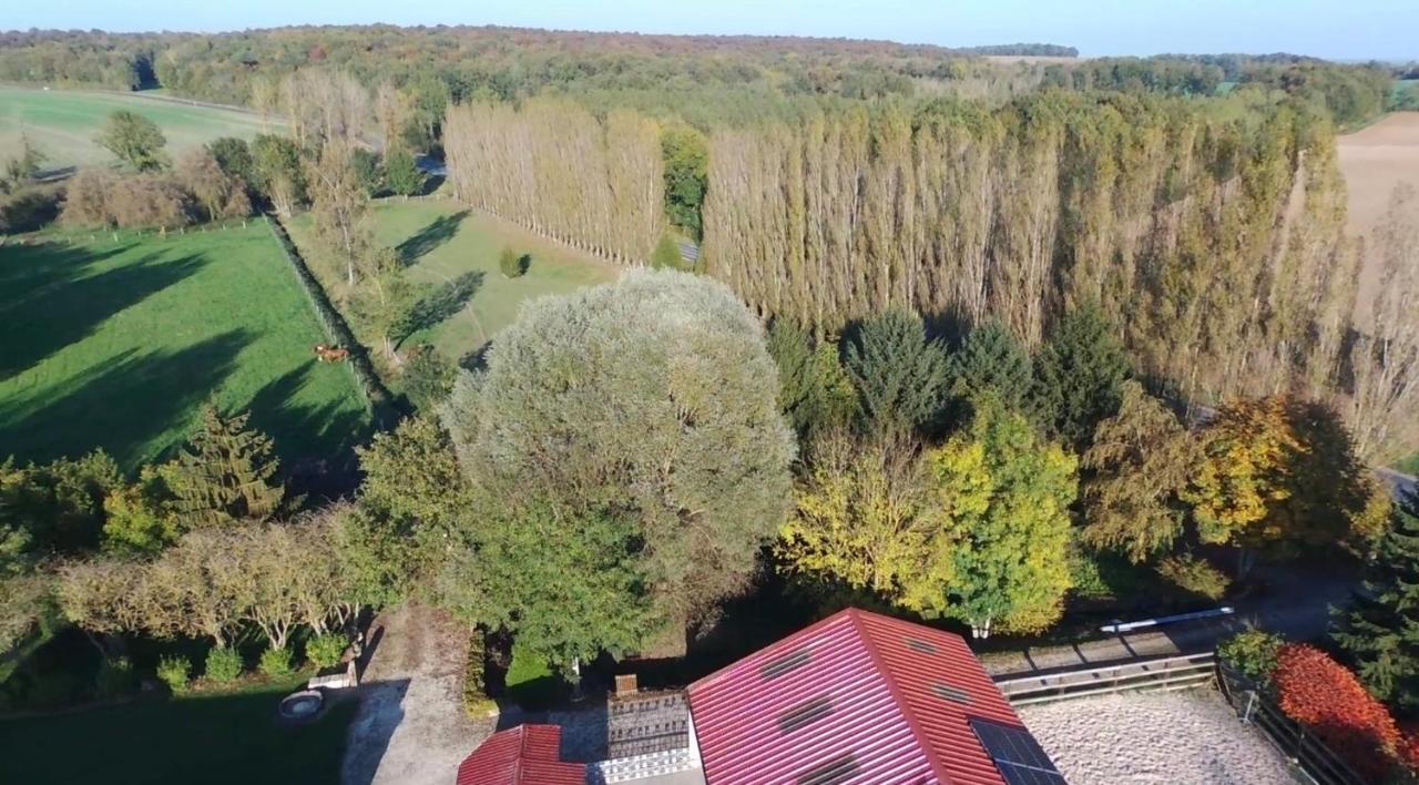 Gite De L'Homme Blanc Soizy-aux-Bois Buitenkant foto